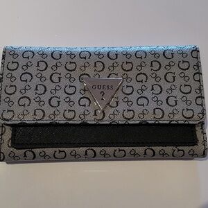 🟢Guess Black & Gray Logo Wallet | Signature Triangle Plaque | Monogram Print